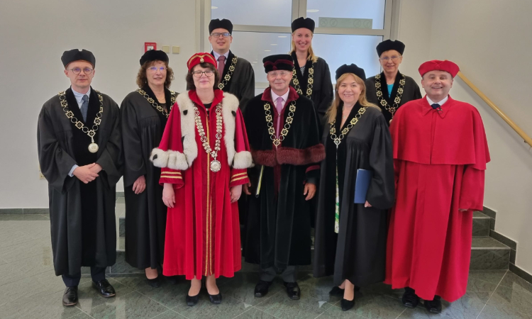 Promoce absolventů doktorského studia
