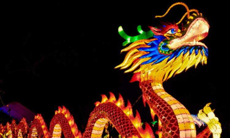 Chinese popular beliefs in practise. Based on Yin-yang and the Five Elements theory: I Ching (hexagrams), Bazi (Four Pillars of Destiny), and Feng Shui in practice.